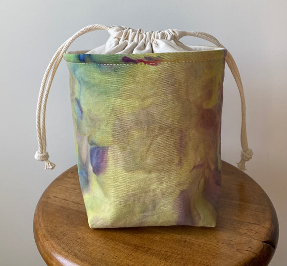 002 Ice Dyed Drawstring Yarn Bowl