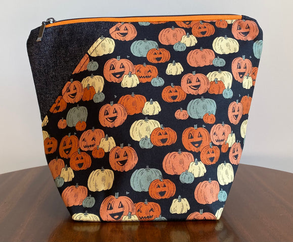 Small Pocket Bag - Home Sweet Haunt (Haunted Pumpkin Patch)