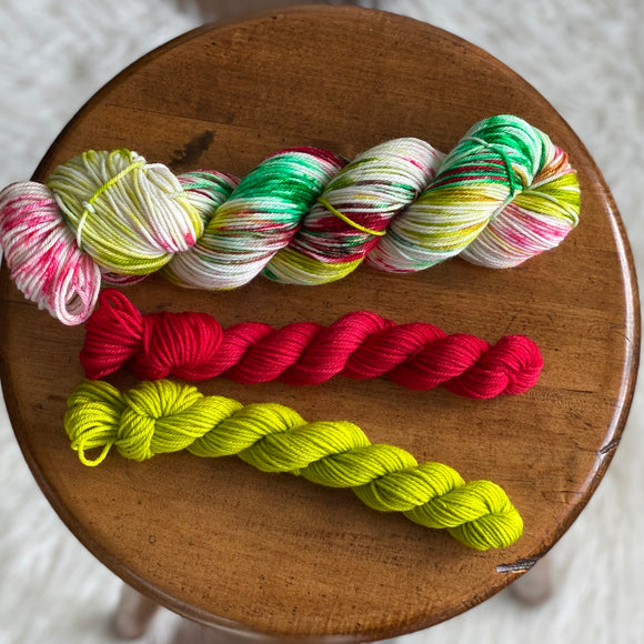 A Jolly Good Time (Comet DK Sock Set)