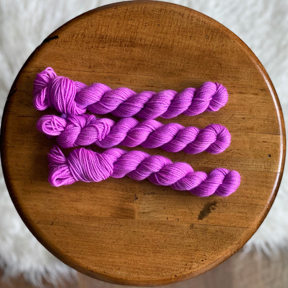 Hubba Bubba (Solar Sock mini skein)