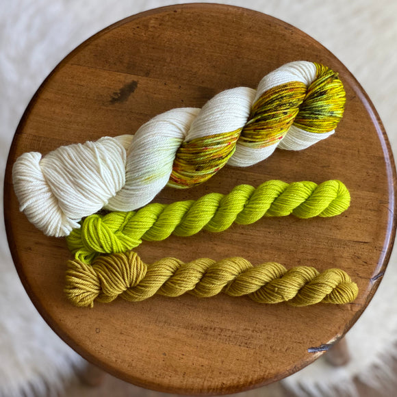 Lightning Bug (Comet DK Sock Set)