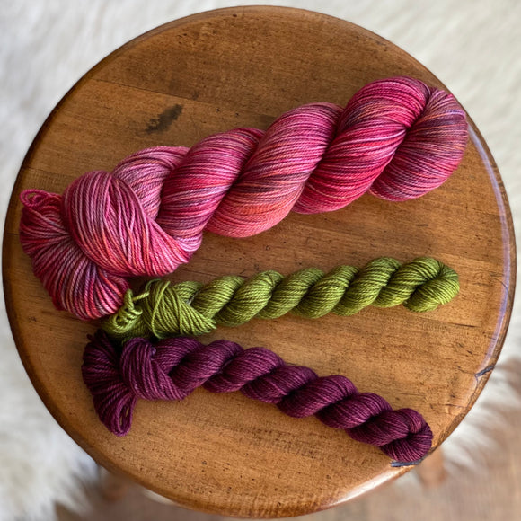 Haunted Love (Solar Sock Set)