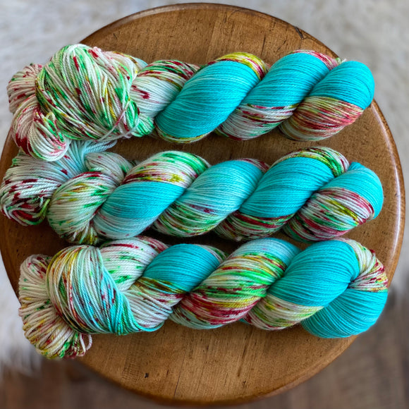 Snowflake Swirl (Solar Sock)