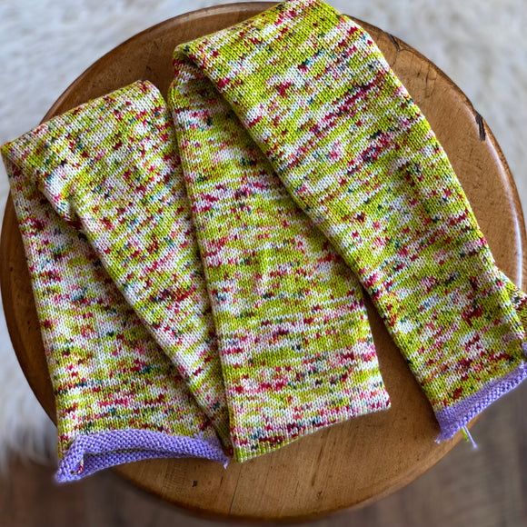 Holly Jolly (Solar Sock Tube)