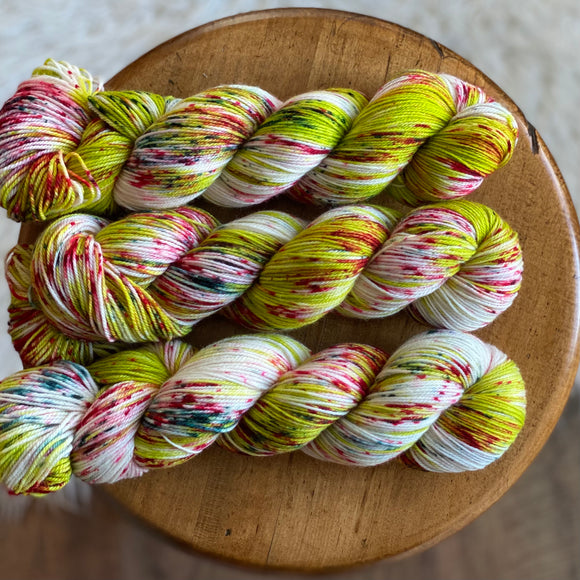 Holly Jolly (Solar Sock)