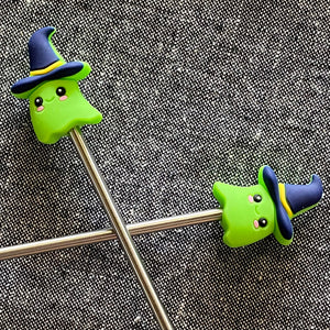 Ghost Witch Stitch Stopper (Green)